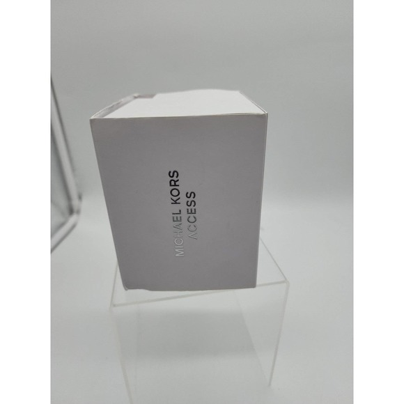 Michael Kors Access Braclet - Picture 4 of 7